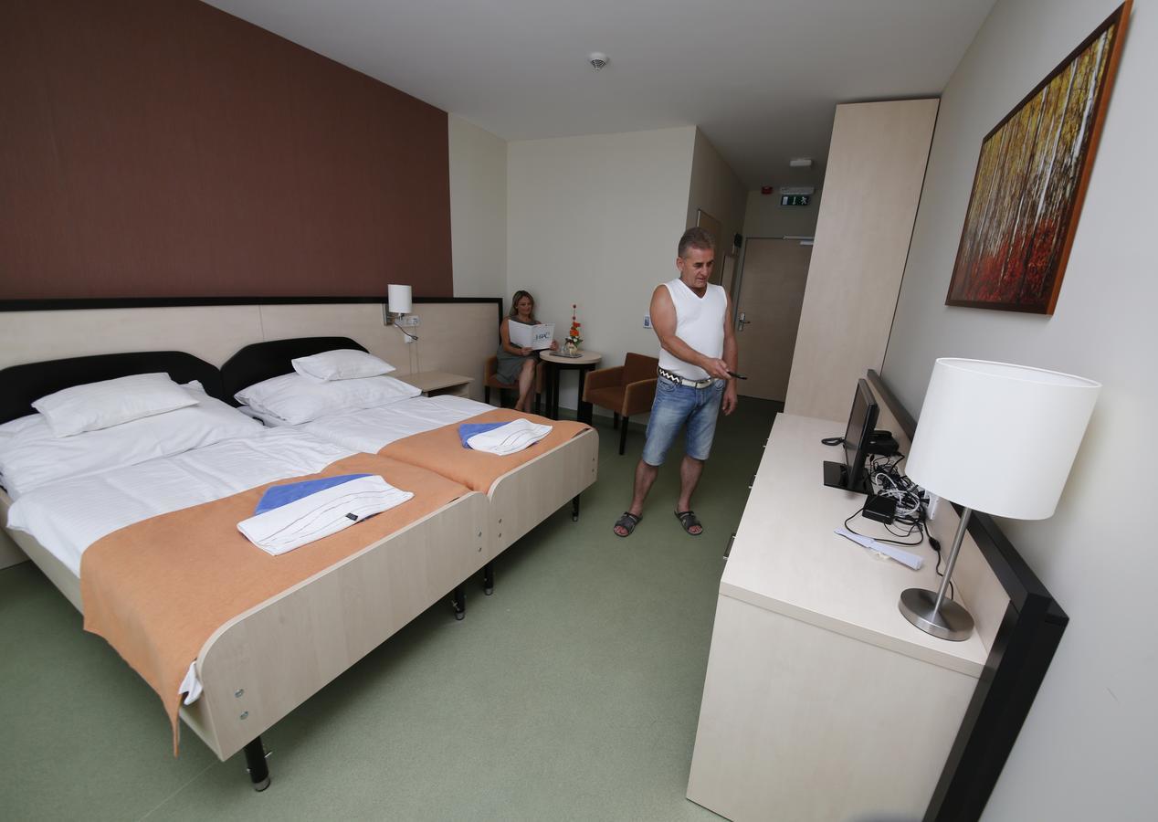 Harkanyi Psoriasis Centrum Exteriör bild